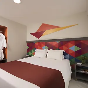 Novus Plaza Hodelpa Hotel